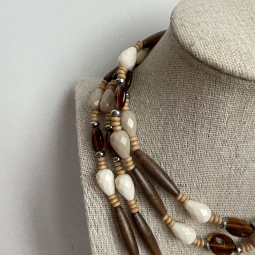 Beautiful Vintage Beaded 2-Strand Statement Necklace 15” dia/30” long - Picture 8 of 9